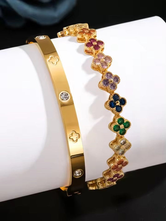 Delicate Lucky Clover Women Bracelet